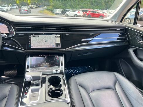 Used 2022 Audi Q7 3.0T Premium Plus image 16