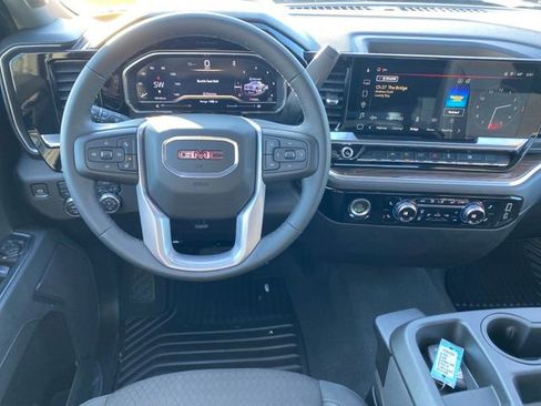 Used 2024 GMC Sierra 1500 Elevation image 7