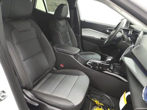 New 2026 Chevrolet Trax LT w/ Driver Confidence Package image 28