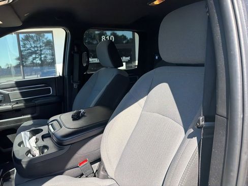 Used 2024 RAM 2500 Big Horn image 3