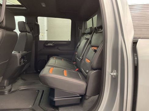 Used 2025 GMC Sierra 2500 AT4 w/ AT4 Premium Plus Package image 26