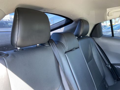 Used 2024 Toyota Prius Limited FWD image 23