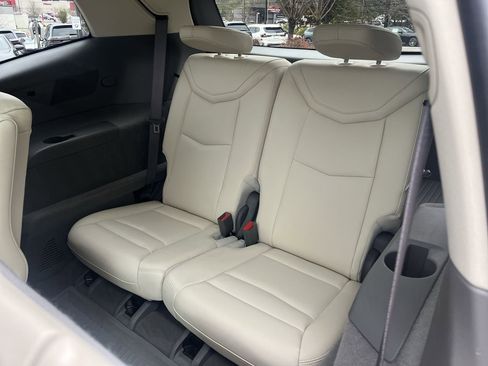 Used 2020 Cadillac XT6 Premium Luxury image 33