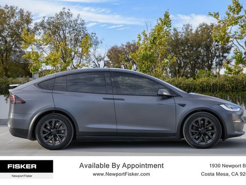 Used 2022 Tesla Model X AWD/4WD image 4
