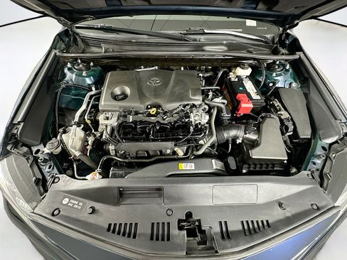 Used 2021 Toyota Camry SE w/ Convenience Package image 31