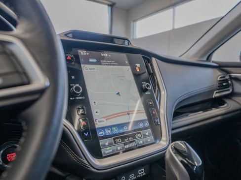 Used 2025 Subaru Outback Limited image 33