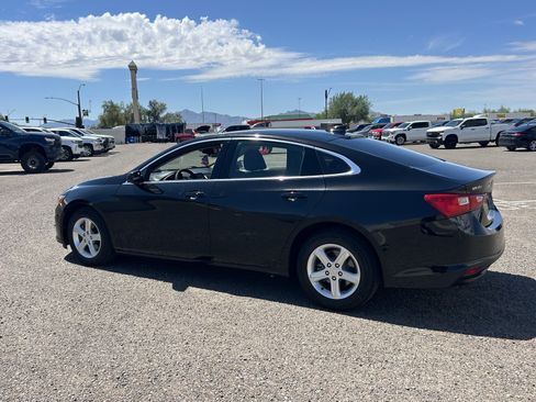 Used 2024 Chevrolet Malibu LT FWD image 3