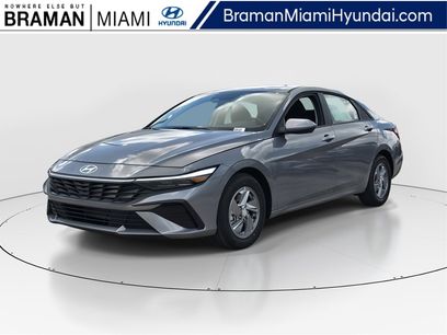 New 2026 Hyundai Elantra SE