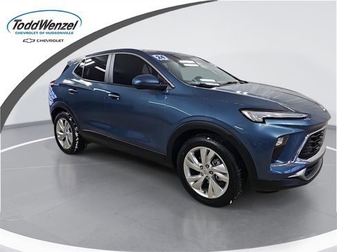 Used 2024 Buick Encore GX Preferred image 1