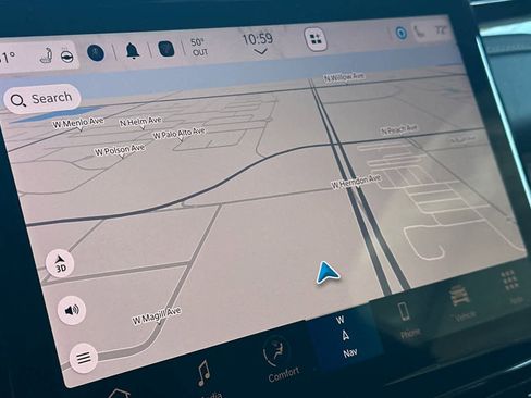 Used 2023 Jeep Grand Cherokee Summit w/ Luxury Tech Group V image 19