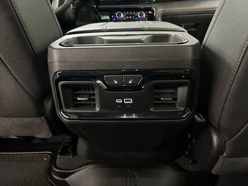 Used 2025 GMC Sierra 3500 AT4 w/ AT4 Premium Plus Package AWD/4WD image 33