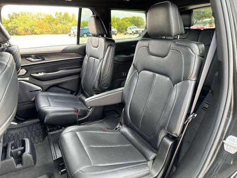 Used 2022 Jeep Grand Cherokee L Overland AWD/4WD image 23