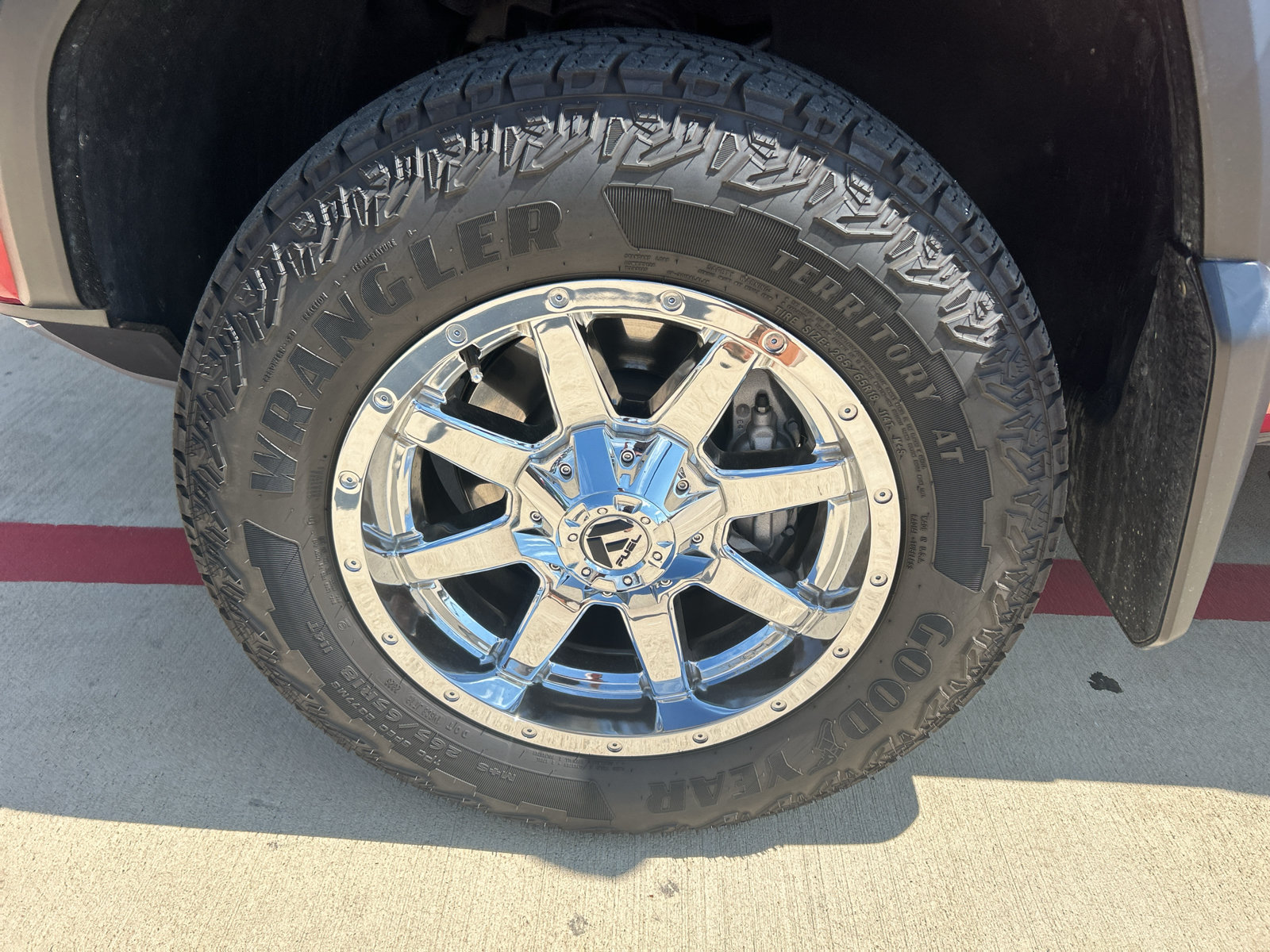 Used 2025 GMC Canyon AT4 AWD/4WD image 16