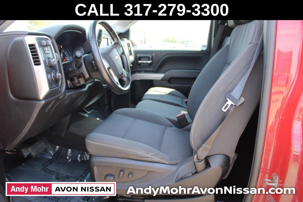 Used 2018 Chevrolet Silverado 1500 LT w/ LT Convenience Package AWD/4WD image 14