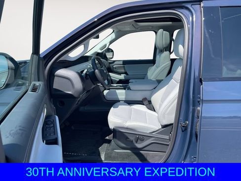 New 2027 Ford Expedition Platinum AWD/4WD image 9