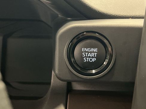 Used 2024 Toyota Tacoma SR5 image 29