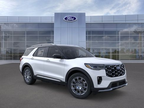 New 2026 Ford Explorer Platinum image 30