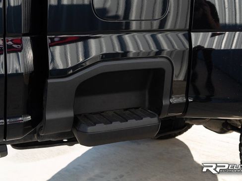 Used 2023 Ford F450 Lariat w/ FX4 Off-Road Package image 26