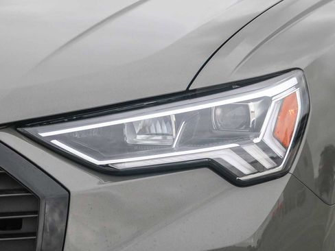 New 2025 Audi Q3 2.0T Premium image 5