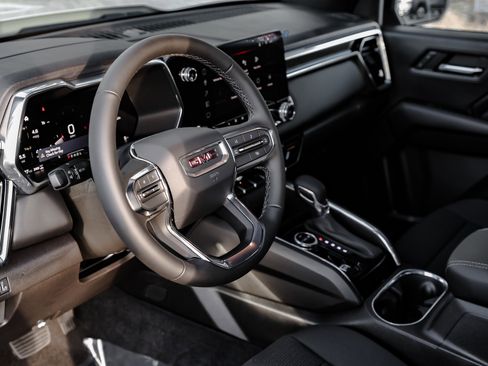 New 2026 GMC Canyon Elevation w/ Convenience Package image 11