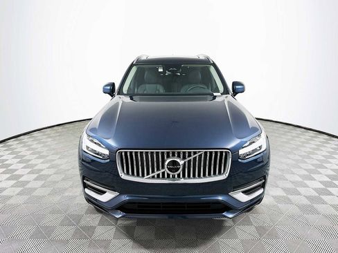 Certified 2025 Volvo XC90 T8 Plus w/ Protection Package Premier image 2