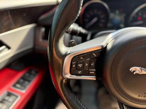 Used 2017 Jaguar XF R-Sport image 24