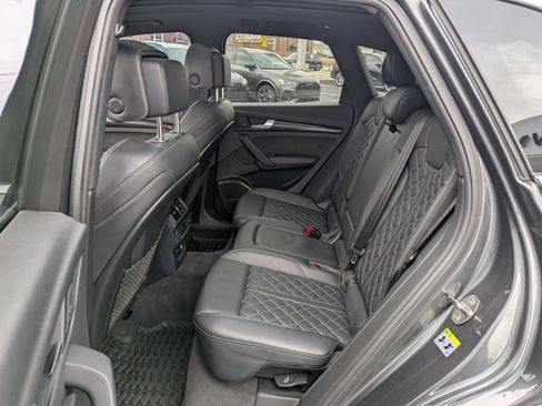 Used 2019 Audi SQ5 Premium Plus w/ Premium Plus Package image 17