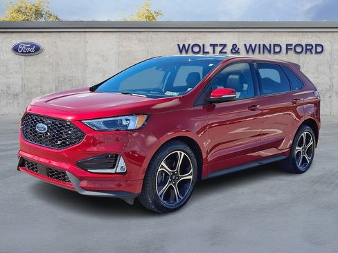 Used 2020 Ford Edge ST w/ Cold Weather Package AWD/4WD image 3