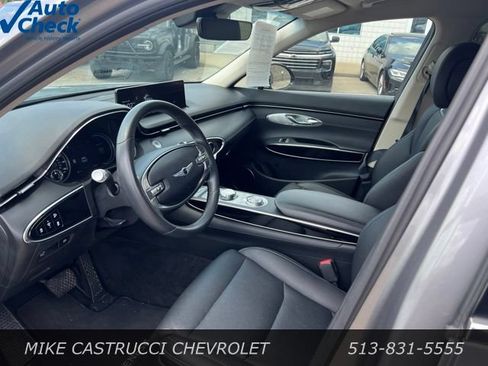 Used 2025 Genesis GV70 2.5T AWD/4WD image 6