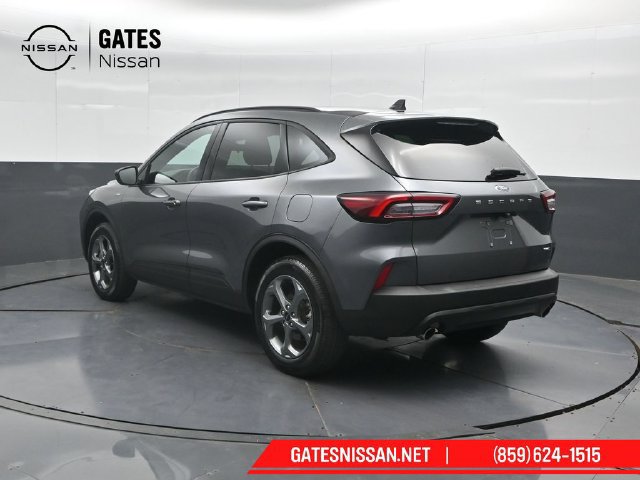 Used 2025 Ford Escape ST-Line AWD/4WD image 8