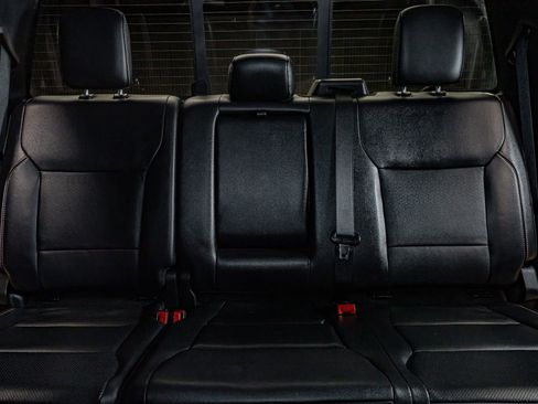 Used 2023 Ford F450 Lariat w/ Camper Package image 26