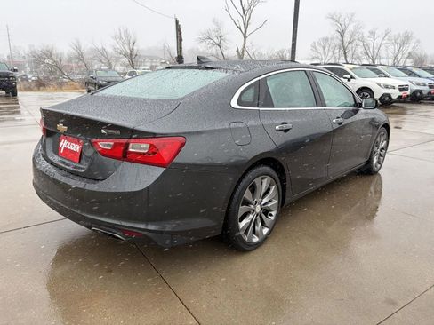 Used 2016 Chevrolet Malibu Premier w/ Driver Confidence Package II image 8