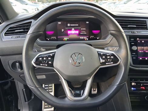 Certified 2023 Volkswagen Tiguan SE R-Line FWD image 17