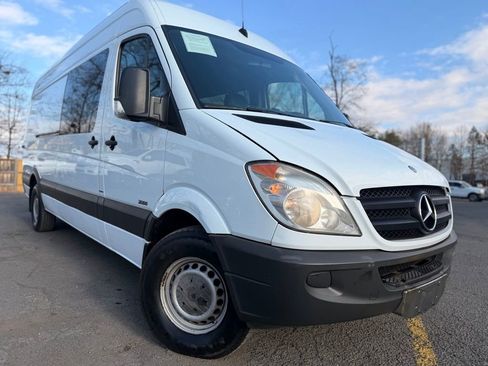 Used 2013 Mercedes-Benz Sprinter 2500 image 1