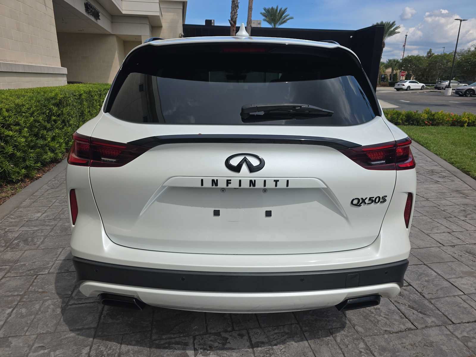 Used 2023 INFINITI QX50 Sport FWD image 5