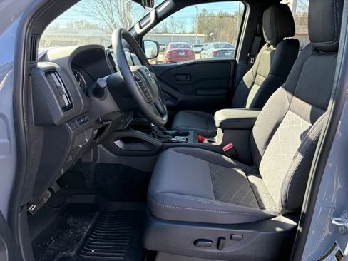 New 2026 Nissan Frontier SV w/ Tow Package AWD/4WD image 11