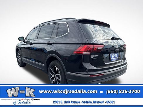 Used 2021 Volkswagen Tiguan SE FWD image 9