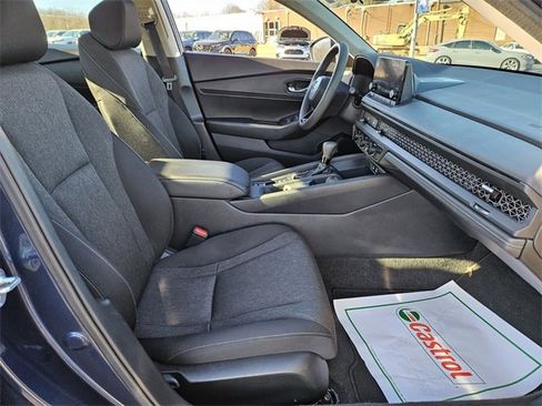 Used 2024 Honda Accord EX image 15