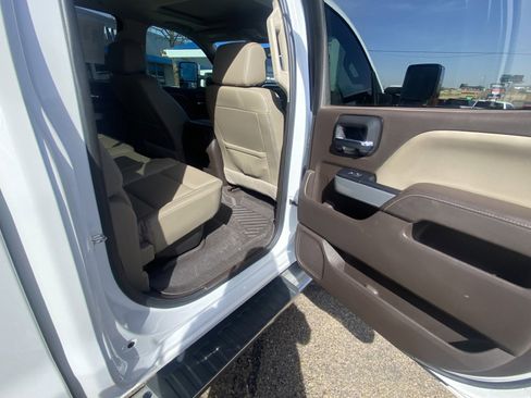 Used 2019 Chevrolet Silverado 2500 LTZ w/ Duramax Plus Package image 14