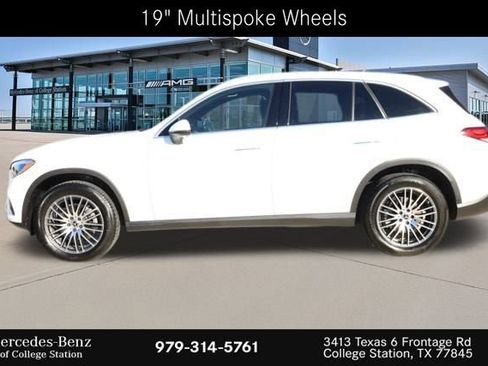 Certified 2025 Mercedes-Benz GLC 300 image 5