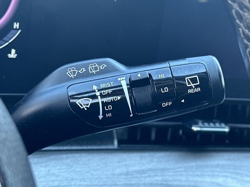 Used 2023 Kia Sportage X-Line w/ X-Line Premium Package image 16