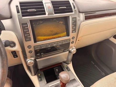 Used 2010 Lexus GX 460 AWD/4WD image 9