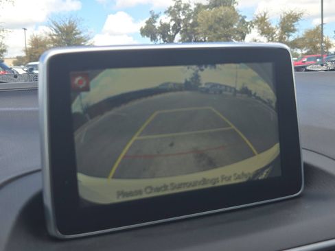 Used 2015 MAZDA MAZDA3 i Grand Touring FWD image 18