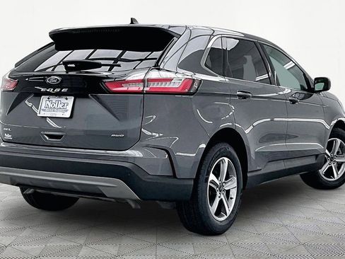 Certified 2024 Ford Edge SEL w/ Convenience Package AWD/4WD image 2