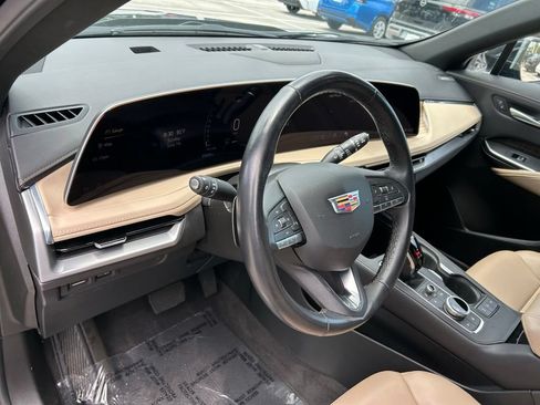 Used 2025 Cadillac XT4 Premium Luxury FWD image 22