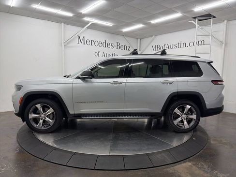 Used 2021 Jeep Grand Cherokee L Limited image 4