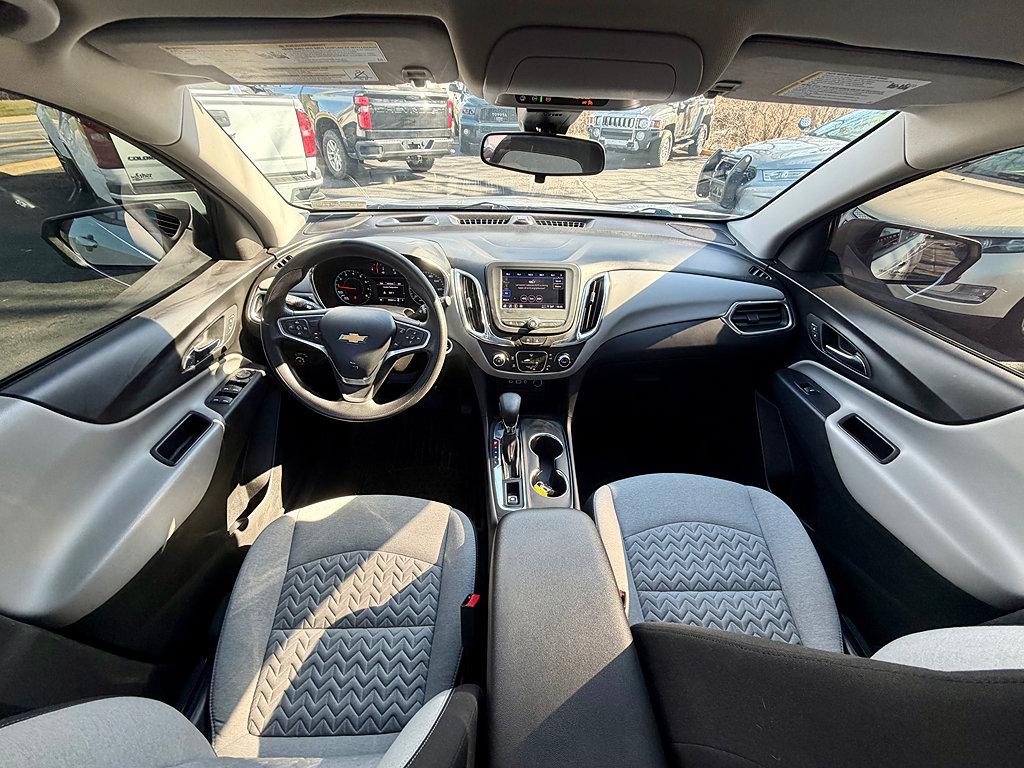 Used 2022 Chevrolet Equinox LS AWD/4WD image 13