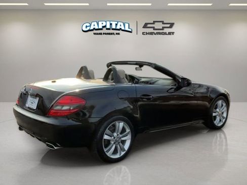 Used 2010 Mercedes-Benz SLK 300 image 5
