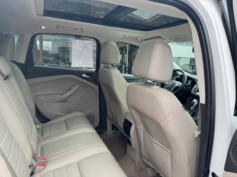 Used 2015 Ford Escape Titanium AWD/4WD image 37