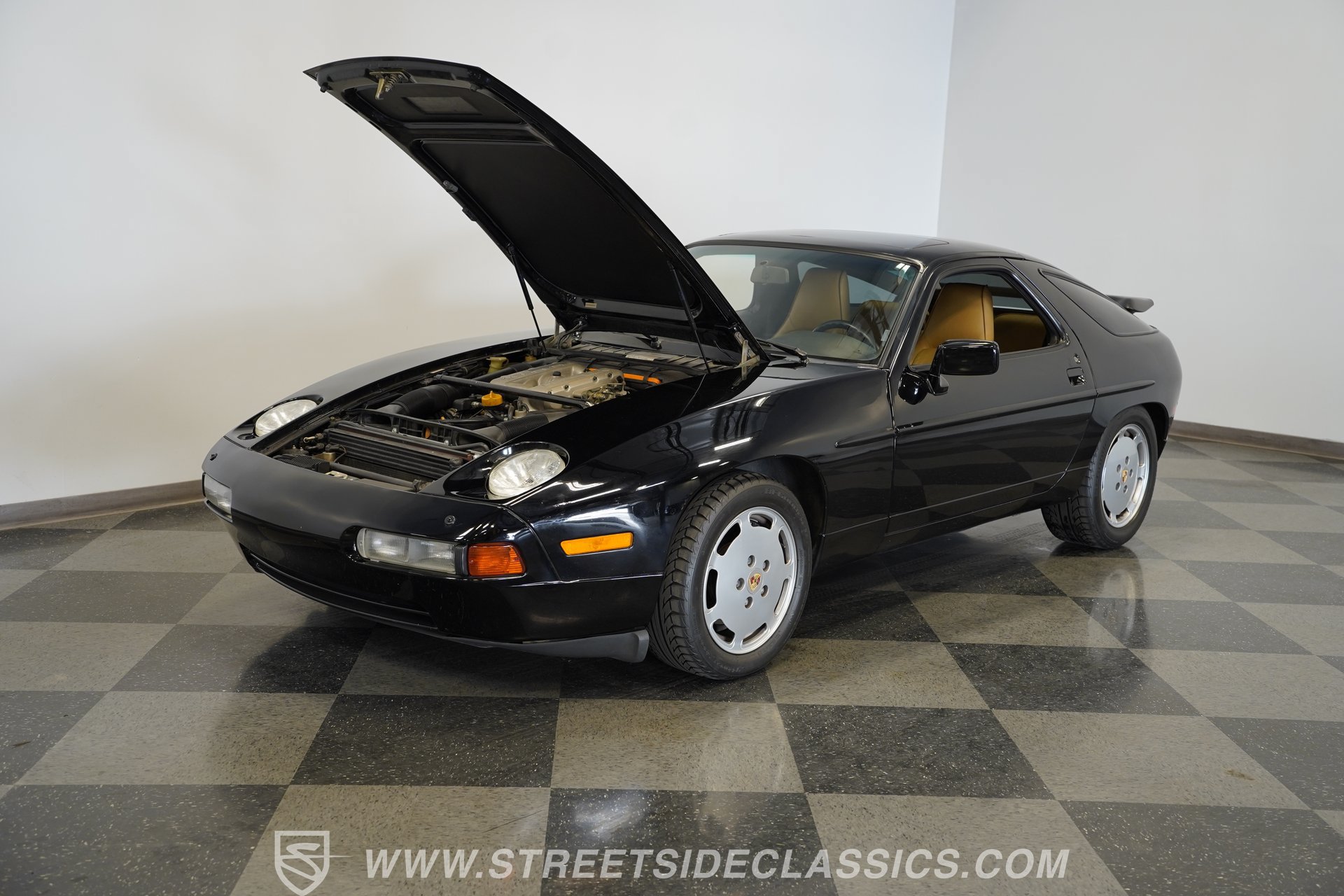 Used 1988 Porsche 928 S4 RWD image 40